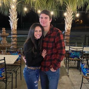 Meet your Posher, Hunter